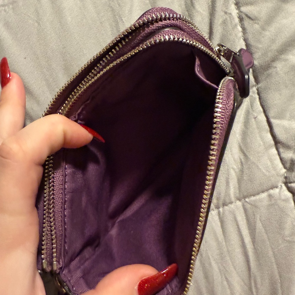 Coach wristlet - Picture 6 of 8
